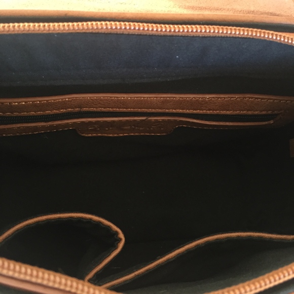 1 left - Embroidered Crossbody Bag - Beautiful - Picture 6 of 7